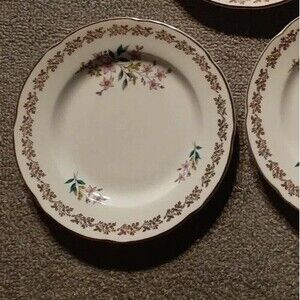 4 Royal Grafton Fine Bone China 6" Dessert Plates Vintage
